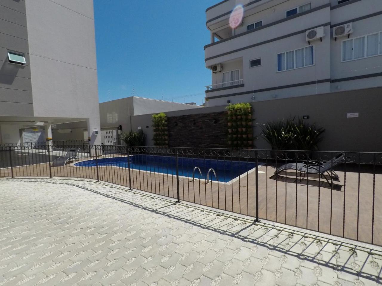 Edificio Varadero Bombinhas Buitenkant foto